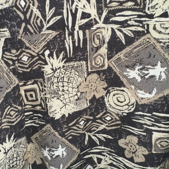 Ocean Pacific Vintage Men's Black Hawaiian Abstract Short Sleeve Shirt (Med) - Picture 5 of 11